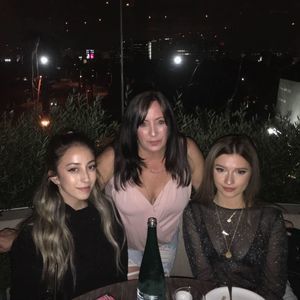 Meet your Posher, Joni